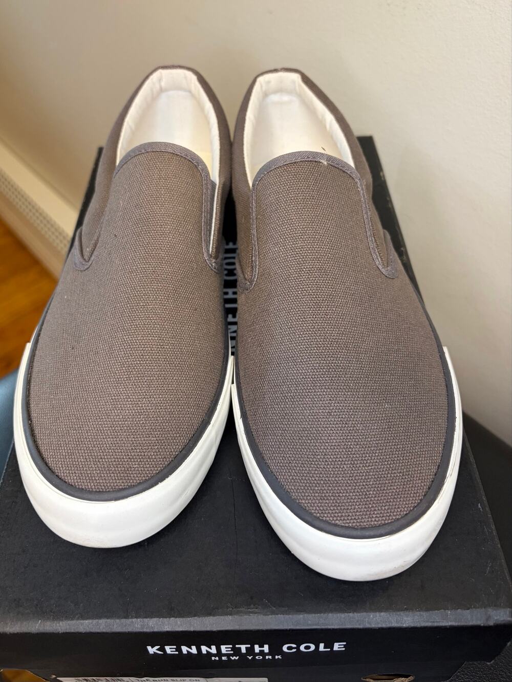 NEW Kenneth Cole The Run Slip On Mens Dark Grey Shoes Casual Size 8M/EU 41/UK 7